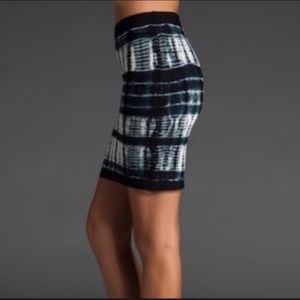 BCBGMAXAZRIA Taylor Skirt 🧿